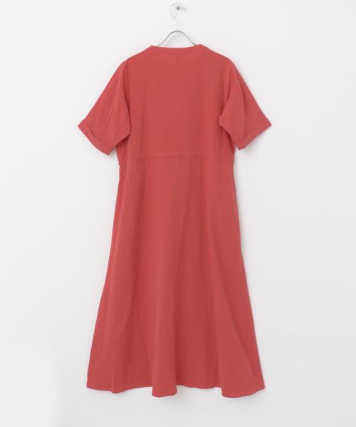 ITEMS URBANRESEARCH(アイテムズ アーバンリサーチ)の「ドライコットンタックワンピース(ワンピース・レディース・レッド/ブラック/モカ・FREE)」の11枚目の写真