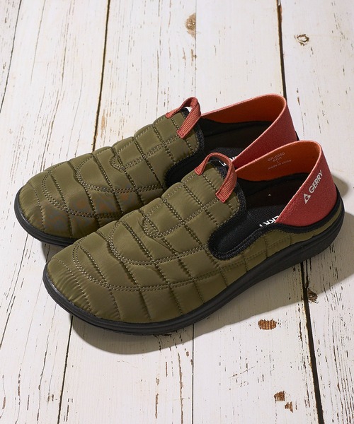 GERRY（ジェリー）の「【GERRY】メンズ 高反発インソール 難燃加工 キルティング モックシューズ / キャンプ スリッポンシューズ（スリッポン・メンズ・ブラック/カーキ/ネイビー・MEDIUM/LARGE/X-LARGE/SMALL）」の2枚目の写真