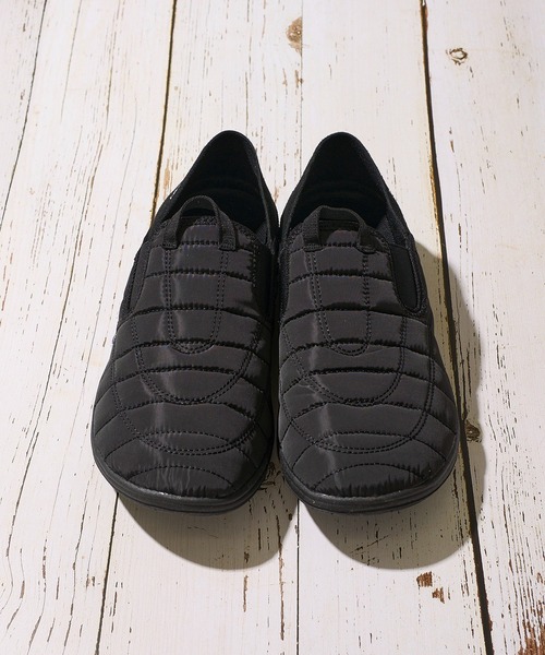 GERRY（ジェリー）の「【GERRY】メンズ 高反発インソール 難燃加工 キルティング モックシューズ / キャンプ スリッポンシューズ（スリッポン・メンズ・ブラック/カーキ/ネイビー・MEDIUM/LARGE/X-LARGE/SMALL）」の9枚目の写真