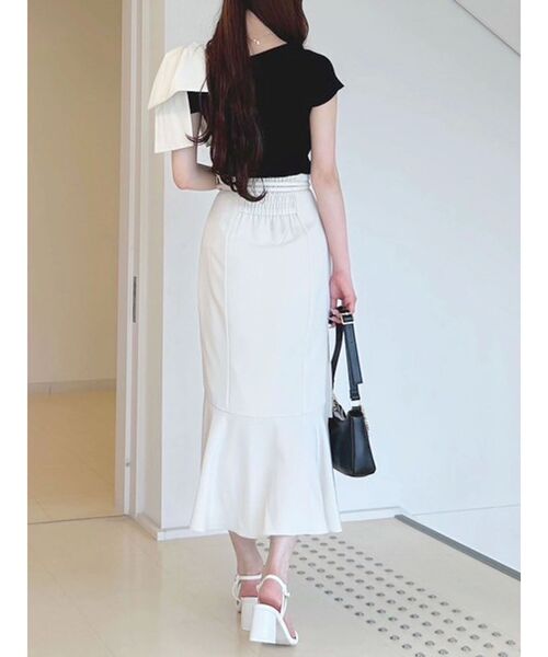 MERCURYDUO（マーキュリーデュオ）の「BIGリボン付きニットトップス（ニット/セーター・レディース・ブラック/チャコールグレー/オフホワイト・FREE）」の21枚目の写真