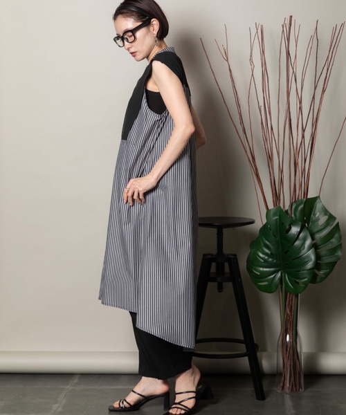 lodie(ロディ)の「バンドカラー ノースリ シャツワンピース(シャツワンピース・レディース・ブラック×ホワイト/ネイビー×ホワイト/ブラック/ネイビー・FREE)」の7枚目の写真