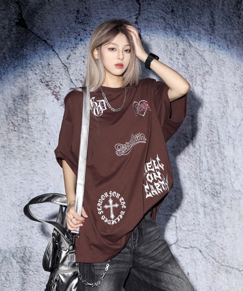 EFFECTION（エフェクション）の「EFFECTION // one point street logo embroidery crew neck T-shirt〈ワンポイント ストリート ロゴ刺繍 クルーネック Tシャツ〉（Tシャツ/カットソー・メンズ・ホワイト系その他/ブラック系その他/ブラウン系その他・LARGE/MEDIUM）」の7枚目の写真