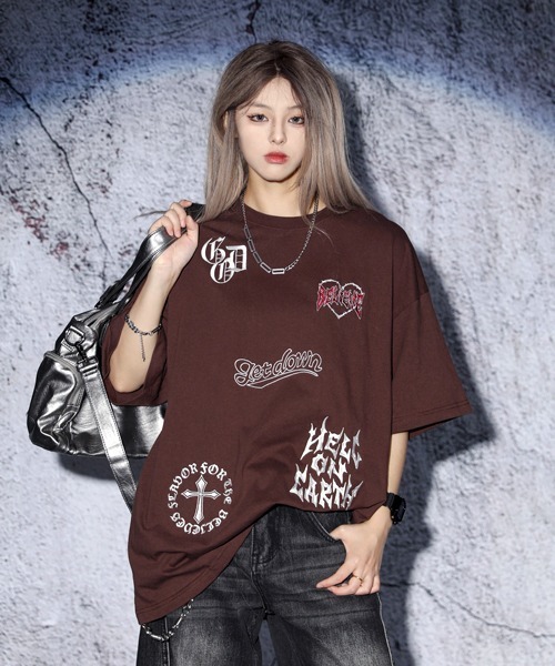 EFFECTION（エフェクション）の「EFFECTION // one point street logo embroidery crew neck T-shirt〈ワンポイント ストリート ロゴ刺繍 クルーネック Tシャツ〉（Tシャツ/カットソー・メンズ・ホワイト系その他/ブラック系その他/ブラウン系その他・LARGE/MEDIUM）」の10枚目の写真