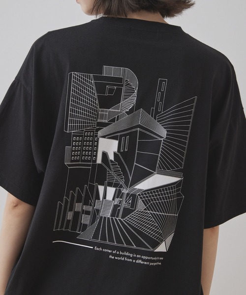 Unblend（アンブレンド）の「【Unblend】幾何学柄/立体プリント グラフィック ハーフスリーブTシャツ（Tシャツ/カットソー・レディース・ブラック/レッド/ホワイト/ブラック系・FREE）」の11枚目の写真