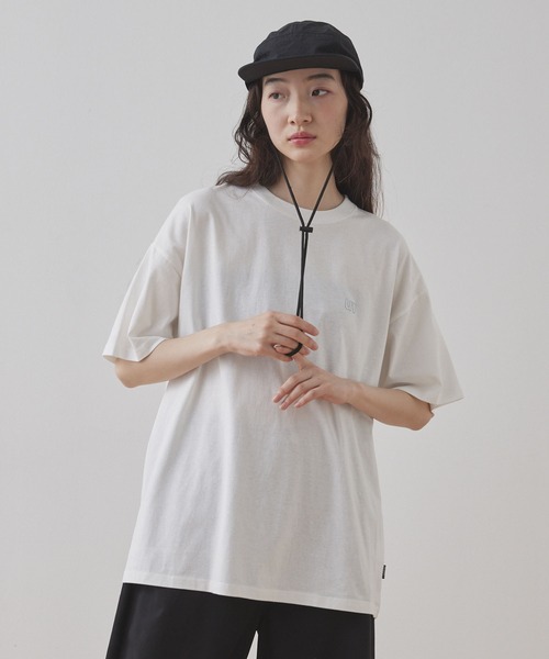 【美品】 UN3D. ツイストハーフスリーブトップ ホワイト 38 M Unblend】幾何学柄/立体プリント グラフィック ハーフスリーブT