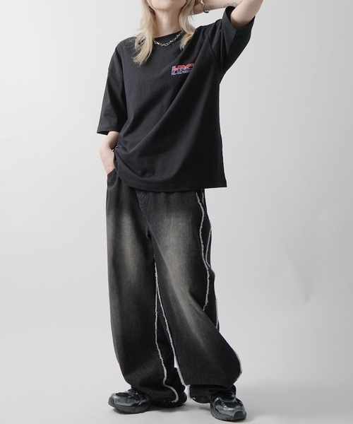 ILL'S（イルズ）の「【HONDA / ホンダ】ワンポイントプリント ボックスシルエット 半袖Tシャツ カットソー メンズ レディース（Tシャツ/カットソー・メンズ・ホワイト/ホワイト系その他3/ブラック系その他3/ホワイト系その他2/ブラック/ブラック系その他2・M/L）」の12枚目の写真