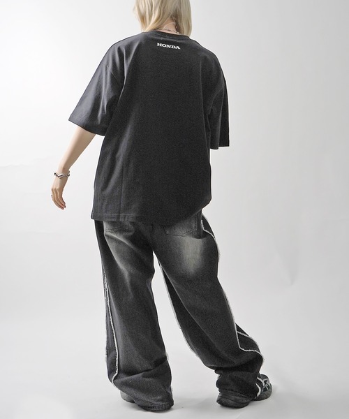 ILL'S（イルズ）の「【HONDA / ホンダ】ワンポイントプリント ボックスシルエット 半袖Tシャツ カットソー メンズ レディース（Tシャツ/カットソー・メンズ・ホワイト/ホワイト系その他3/ブラック系その他3/ホワイト系その他2/ブラック/ブラック系その他2・M/L）」の14枚目の写真