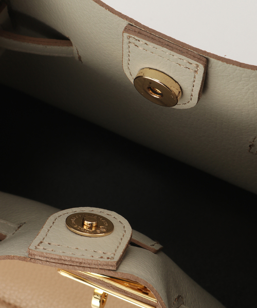 VIOLAd'ORO(ヴィオラドーロ)の「VIOLAd’ORO/ヴィオラドーロ TRERO TOTE(トートバッグ・レディース・ブラック/ベージュ系その他・FREE)」の8枚目の写真