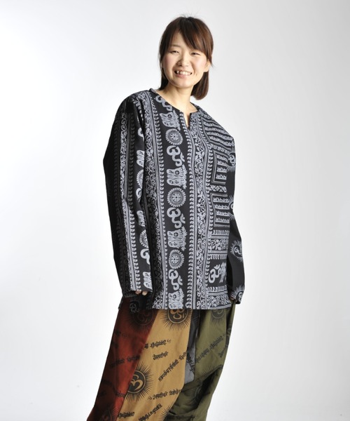MARAI(マーライ)の「オームヒンディ 長袖 カットソー(Tシャツ/カットソー・レディース・ブラック/グリーン・FREE)」の3枚目の写真