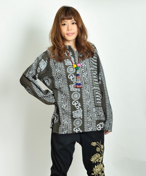 MARAI(マーライ)の「オームヒンディ 長袖 カットソー(Tシャツ/カットソー・レディース・ブラック/グリーン・FREE)」の6枚目の写真
