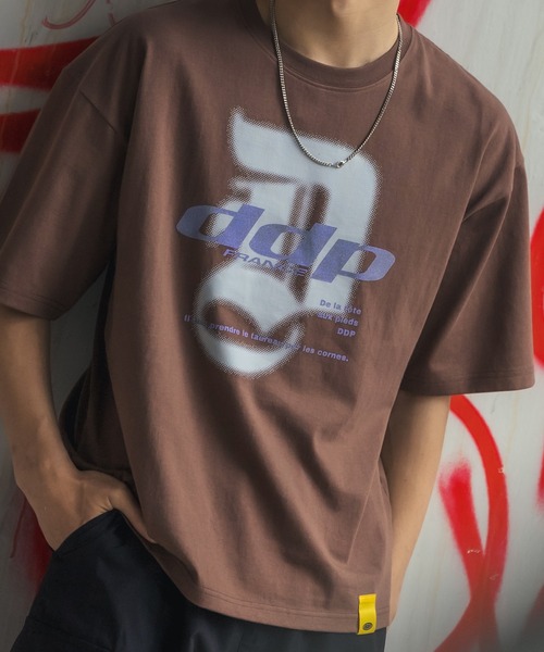 ddp（ディーディーピー）の「【DDP】別注 プリント 半袖Tシャツ（Tシャツ/カットソー・メンズ・ブラック系1/ブラック系/ホワイト系2/ホワイト系1/ホワイト系/ブラウン/ブラック/ホワイト/グリーン系2/グリーン系1/ブラウン系/ブラック系2・SMALL/MEDIUM/X-LARGE/LARGE）」の9枚目の写真