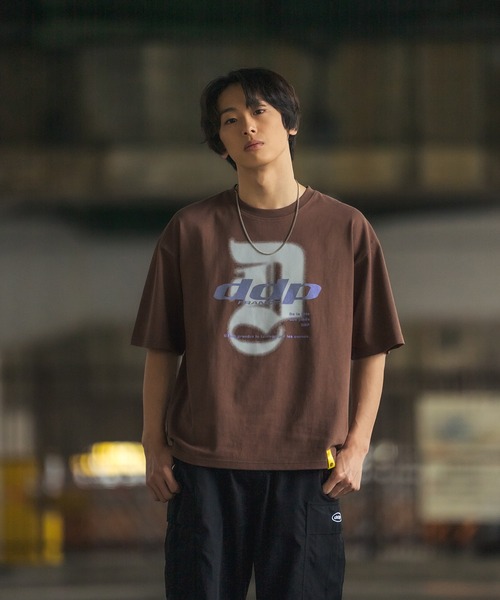 ddp（ディーディーピー）の「【DDP】別注 プリント 半袖Tシャツ（Tシャツ/カットソー・メンズ・ブラック系1/ブラック系/ホワイト系2/ホワイト系1/ホワイト系/ブラウン/ブラック/ホワイト/グリーン系2/グリーン系1/ブラウン系/ブラック系2・SMALL/MEDIUM/X-LARGE/LARGE）」の17枚目の写真