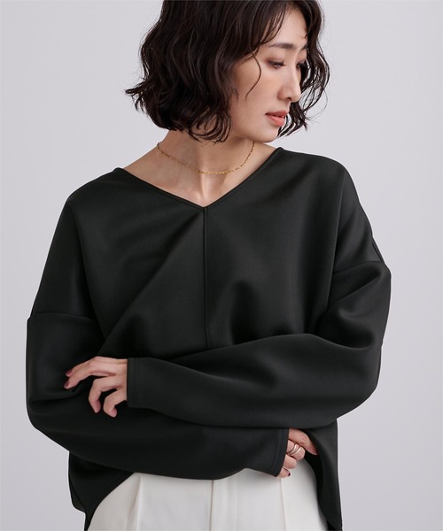 UR'S(ユアーズ)の「Vネックトップス×パンツ/ボンディングセットアップ(セットアップ・レディース・チャコール/ホワイト/ブラック・L/M/S)」の6枚目の写真
