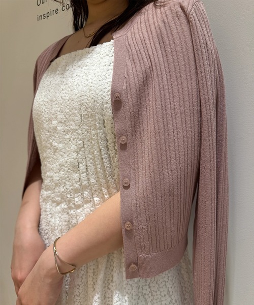 JUSGLITTY（ジャスグリッティー）の「スキッパーネックシアーカーデ
