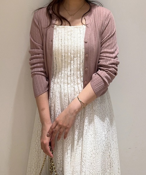 JUSGLITTY カーデ JUSGLITTY（ジャスグリッティー）の「スキッパーネックシアーカーデ