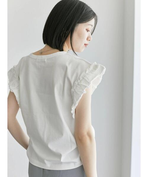 Samansa Mos2 blue（サマンサモスモスブルー）の「【接触冷感】フリル袖フレンチT（Tシャツ/カットソー・レディース・ブラック/ネイビー/プラム/ホワイト/オフホワイト・F）」の2枚目の写真