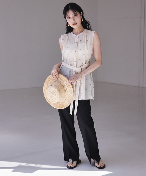 qualite(カリテ)の「カットドビーチュニックブラウス/夏服(シャツ/ブラウス・レディース・ベージュ・フリー)」の2枚目の写真