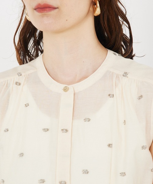 qualite(カリテ)の「カットドビーチュニックブラウス/夏服(シャツ/ブラウス・レディース・ベージュ・フリー)」の15枚目の写真