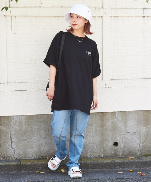 CUBE SUGAR（キューブシュガー）の「シルケット風天竺接触冷感バックプリントTシャツ（Tシャツ/カットソー・レディース・ブラック/サックスブルー/ホワイト/オートミール/マルチ・M）」の11枚目の写真