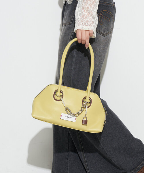 GRAIN(グレイン)の「【GRAIN/グレイン】チャーム付きバイカラートートバッグ(トートバッグ・レディース・イエロー/ネイビー/レッド・FREE)」の21枚目の写真