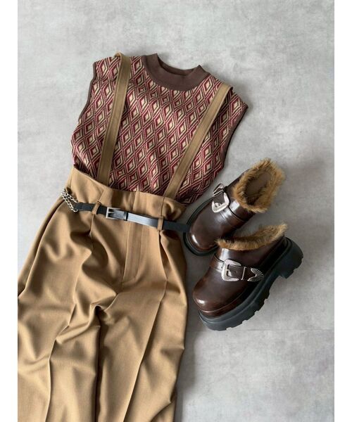 MURUA(ムルーア)の「インナーファーベルテッドクロッグス(サンダル・レディース・ブラウン/ブラック・24.5/23.5/22.5)」の6枚目の写真