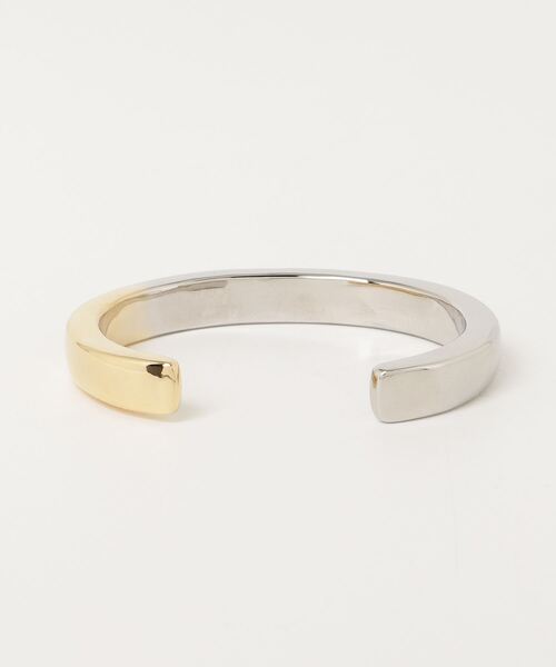 ACE by MORIZANE（エースバイモリザネ）の「【ACE by morizane】square cuff gradation plated（バングル/リストバンド・メンズ・シルバー×ゴールド・SMALL）」の2枚目の写真