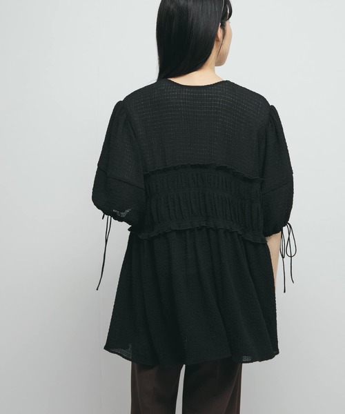 KBF（ケイビーエフ）の「フロントリボンチュニック（シャツ/ブラウス・レディース・ブラウン/アイボリー/ブラック・ONE）」の14枚目の写真