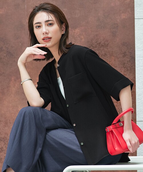 ICB(アイシービー)の「ライトダブルクロス バンドカラーブラウス(シャツ/ブラウス・レディース・ライトグリーン系/ネイビー系/ブラック系・0/2/4/6)」の5枚目の写真