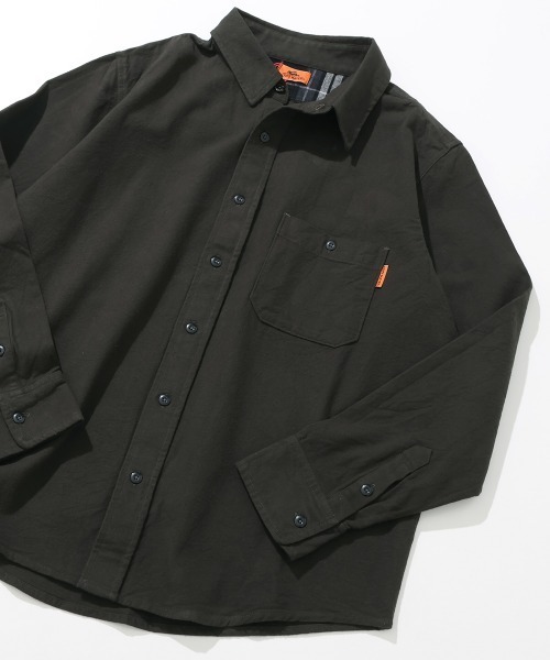 KRIFF MAYER（クリフメイヤー）の「ビエラ無地長袖シャツ（シャツ/ブラウス・メンズ・ナチュラル/チャコール/モカ/オリーブ/カラフル・MEDIUM/LARGE/X-LARGE）」の2枚目の写真