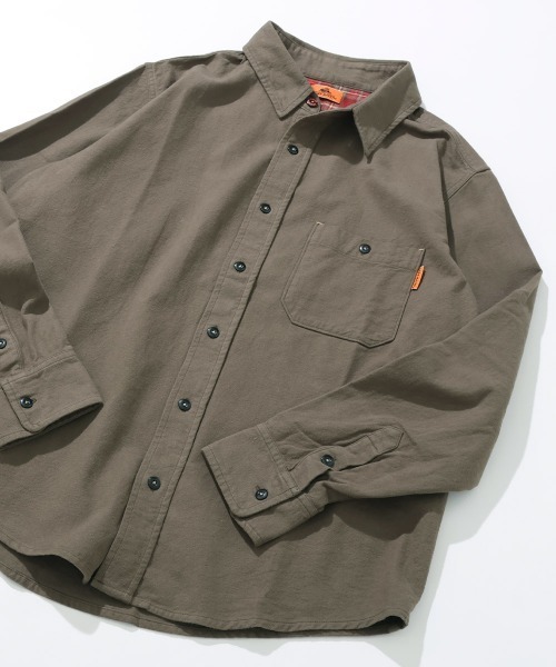 KRIFF MAYER（クリフメイヤー）の「ビエラ無地長袖シャツ（シャツ/ブラウス・メンズ・ナチュラル/チャコール/モカ/オリーブ/カラフル・MEDIUM/LARGE/X-LARGE）」の3枚目の写真