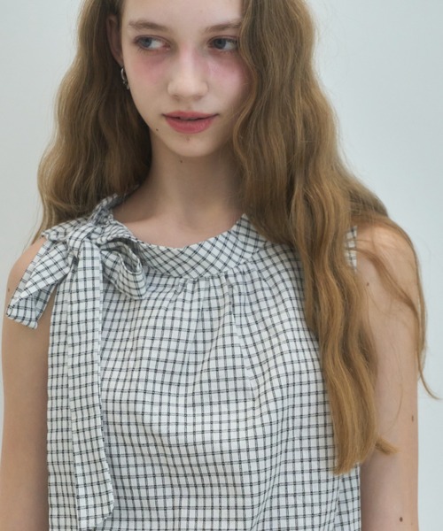 ノースリリボンチェックブラウス/Sleeveless ribbon check
