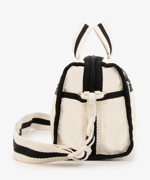 LeSportsac（レスポートサック）の「MINI DUFFEL CROSSBODY スペクテイターサンドバー/ブラック（ショルダーバッグ・レディース・ホワイト・FREE）」の5枚目の写真