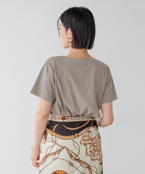 BAYFLOW（ベイフロー）の「[接触冷感/汗臭・汗ジミ軽減]コンパクトファンクションＴ（Tシャツ/カットソー・レディース・ブラック/モカ/ホワイト・MEDIUM/SMALL）」の9枚目の写真