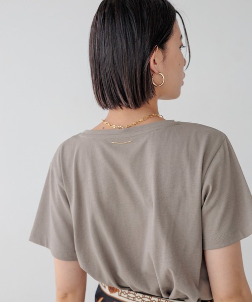 BAYFLOW（ベイフロー）の「[接触冷感/汗臭・汗ジミ軽減]コンパクトファンクションＴ（Tシャツ/カットソー・レディース・ブラック/モカ/ホワイト・MEDIUM/SMALL）」の10枚目の写真