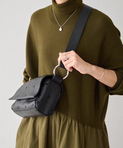 BEARDSLEY（ビアズリー）の「ドットボディバッグ（ショルダーバッグ