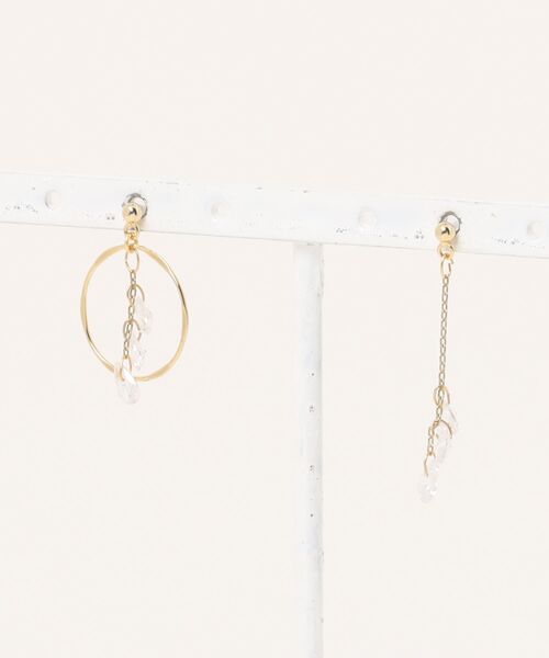 Three Four Time(スリーフォータイム)の「カットドロップアシメセラミックピアス(ピアス(両耳用)・レディース・シルバー/ゴールド・FREE)」の6枚目の写真