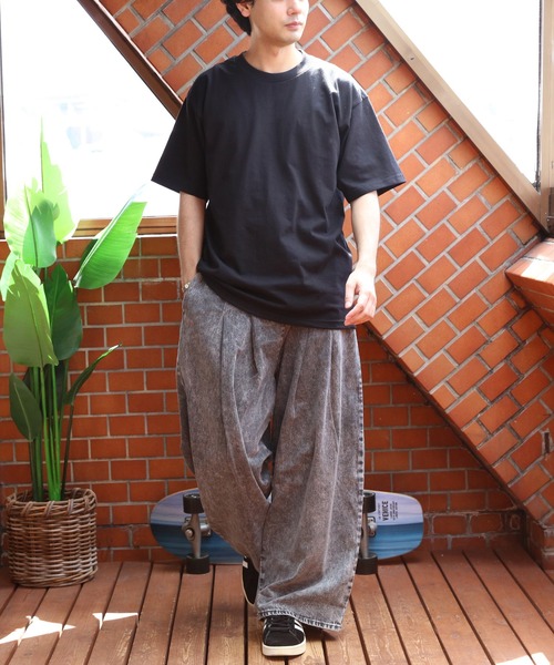 ８(eight)（エイト）の「2タックワイドイージーデニム（デニムパンツ・メンズ・キナリ/ブルー系その他/ブラック/ブラック系その他/ワンウォッシュ・FREE）」の8枚目の写真