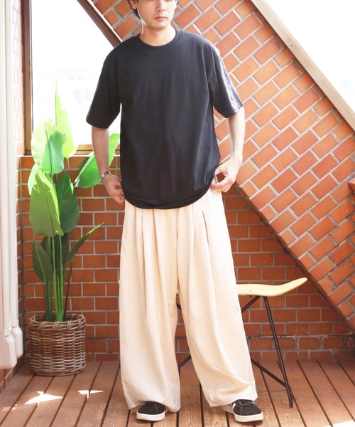 ８(eight)（エイト）の「2タックワイドイージーデニム（デニムパンツ・メンズ・キナリ/ブルー系その他/ブラック/ブラック系その他/ワンウォッシュ・FREE）」の18枚目の写真