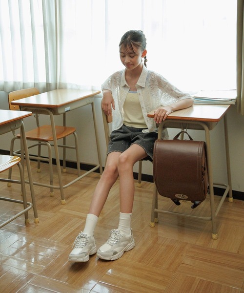 GLOBAL WORK（グローバルワーク）の「イージーケアレースシャツ半袖/584709（シャツ/ブラウス・キッズ・ブラック/ホワイト・130cm/160cm/140cm/150cm）」の4枚目の写真