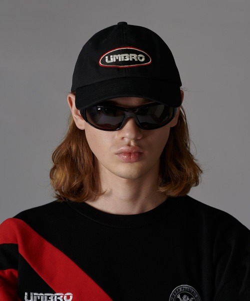 UMBRO(アンブロ)の「【UMBRO】 CAP(キャップ・メンズ・ブラック/レッド/ネイビー・FREE)」の2枚目の写真