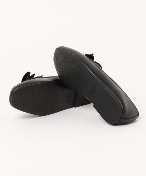 COLE HAAN(コールハーン)の「ペイソン ソフト ボウ ローファー womens(ローファー・レディース・ブラック・6/6.5/7/7.5/5.5/8/8.5/5)」の8枚目の写真