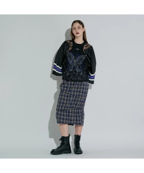 anna sui nyc(アナ スイ エヌ ワイ シー)の「ANNA SUI NYC BUTTERFLY PRINT GAME SHIRT(アナスイ エヌワイシー バタフライプリントゲームシャツ)(Tシャツ/カットソー・レディース・ブラウン/ブラック/シルバー・ONE SIZE)」の7枚目の写真