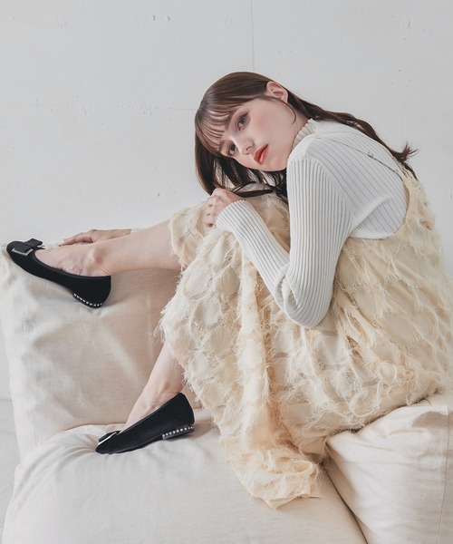 Bridget Birkin(ブリジットバーキン)の「【Bridget Birkin】ヒールビジューリボンパンプス(551042)(パンプス・レディース・ベージュ系その他/ブラック系その他/ブラック系その他2・23/23.5/24/22.5/24.5)」の16枚目の写真
