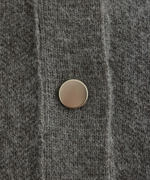 meilmada(メイルマダ)の「Vネックニットカーディガン(カーディガン/ボレロ・レディース・ベージュ/グレー/ブラック・FREE)」の16枚目の写真