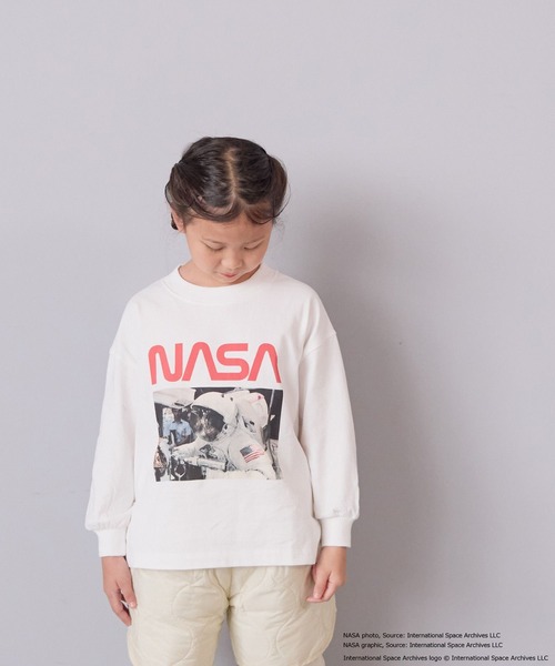 LOWRYS FARM（ローリーズファーム）の「ＮＡＳＡプリントロンＴ　 593053（Tシャツ/カットソー・キッズ・ブラック/オフホワイト/グレー・140cm/130cm/120cm/110cm/150cm）」の2枚目の写真