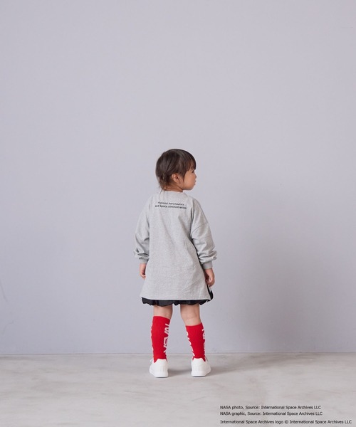 LOWRYS FARM（ローリーズファーム）の「ＮＡＳＡプリントロンＴ　 593053（Tシャツ/カットソー・キッズ・ブラック/オフホワイト/グレー・140cm/130cm/120cm/110cm/150cm）」の12枚目の写真