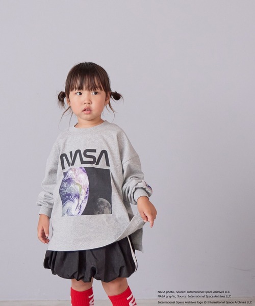 LOWRYS FARM（ローリーズファーム）の「ＮＡＳＡプリントロンＴ　 593053（Tシャツ/カットソー・キッズ・ブラック/オフホワイト/グレー・140cm/130cm/120cm/110cm/150cm）」の14枚目の写真