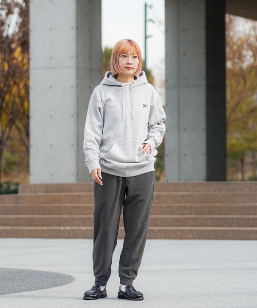BILLABONG(ビラボン)の「BILLABONG メンズ EMBOSS LOGO PARKA パーカー 【REGULAR FIT】【2025年秋冬モデル】/ビラボンセットアップ対応スリーブロゴプルオーバーパーカー・フーディー(パーカー・メンズ・ブラック/グレー・MEDIUM/LARGE/X-LARGE)」の16枚目の写真