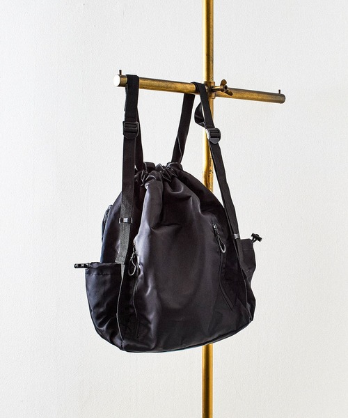 ROSE BUD（ローズバッド）の「GATHER BACKPACK（バックパック/リュック・レディース・ブラック/ブラウン・ONE SIZE）」の5枚目の写真