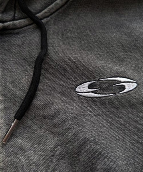 Dalfwin（ダールフィン）の「韓国ファッション RICECAKEフェイクレザーラベルピグメント加工ダブルジップパーカー（パーカー・レディース・ブラック/グレー・FREE）」の11枚目の写真